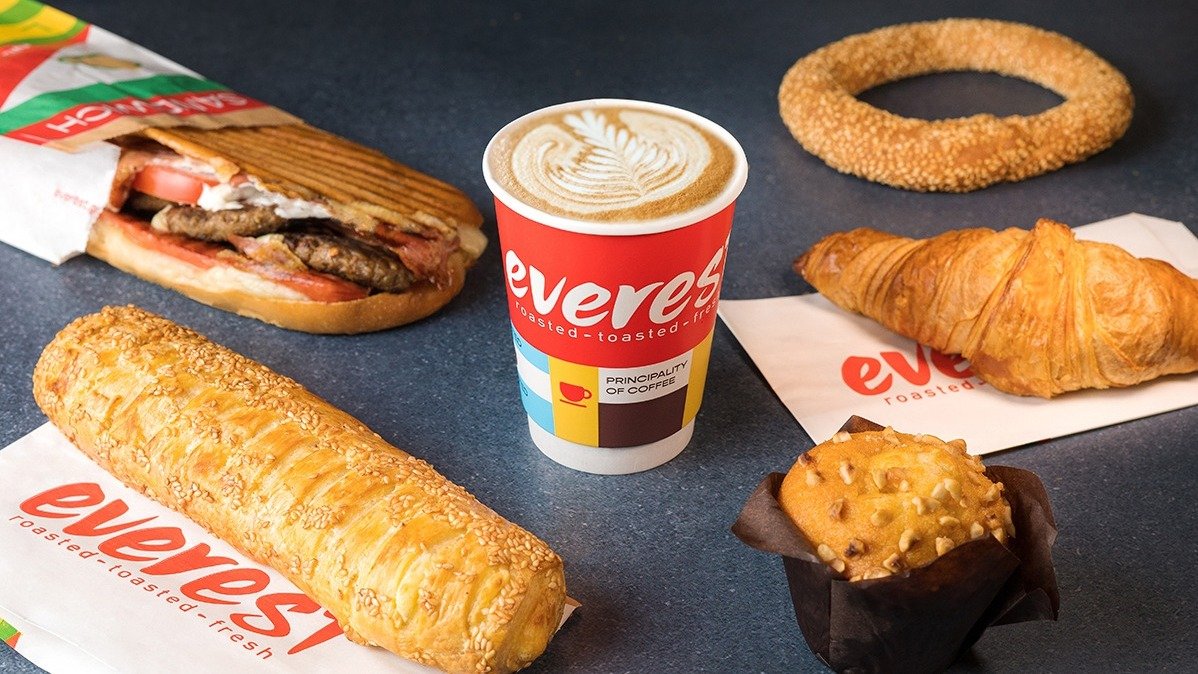 Image of Everest Plateia Mavili