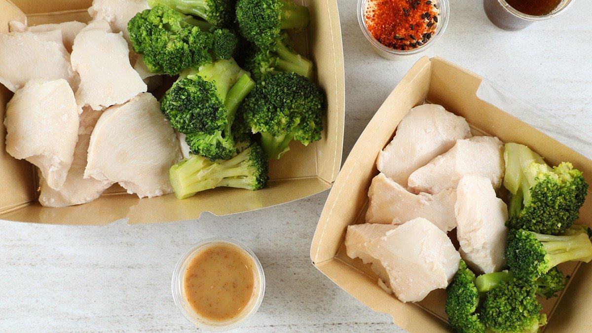 Image of The Ultimate Broccoli & Chicken Breast Gotanda