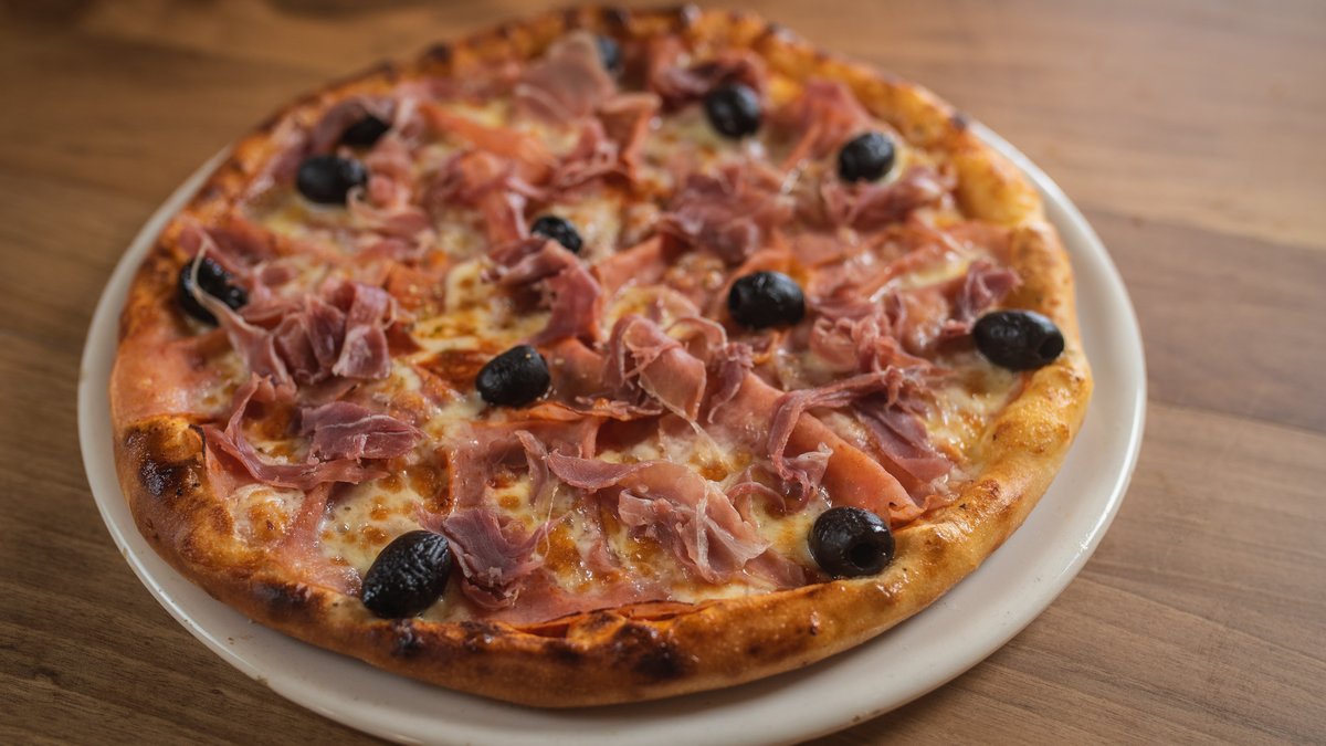 Image of Pizza Hot 02