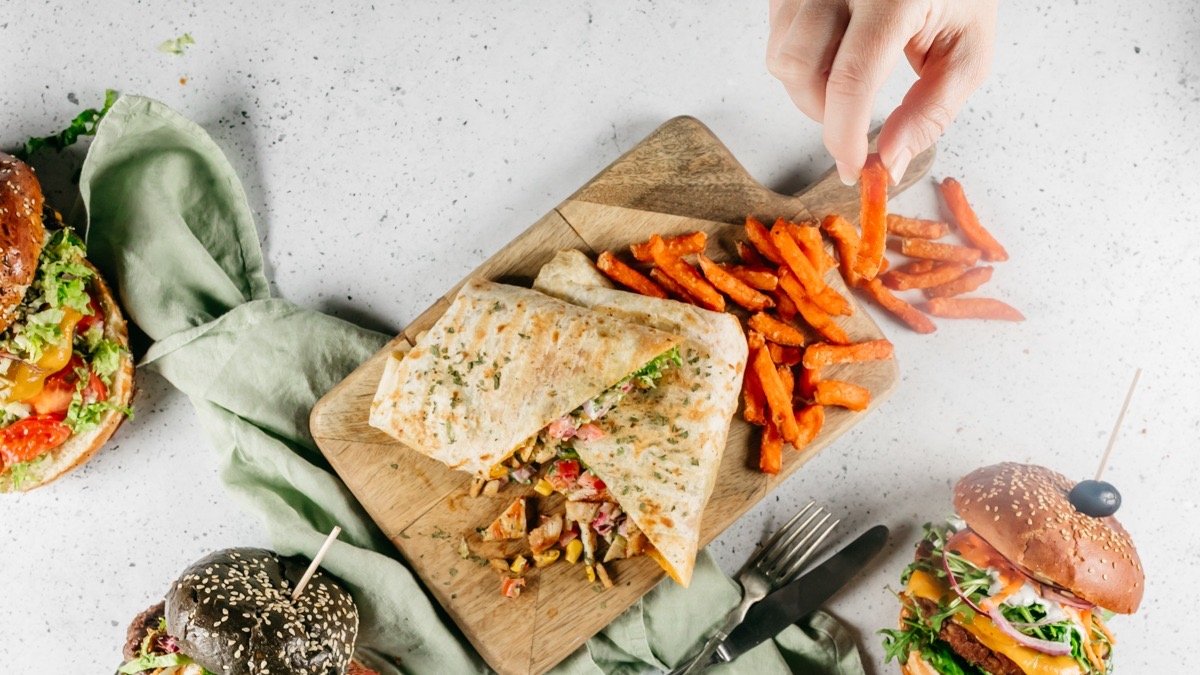 Image of Toto's Burger Bar Split