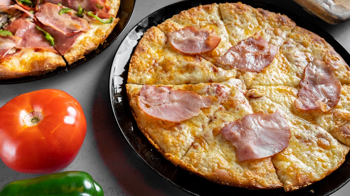 Image of Center Pizza