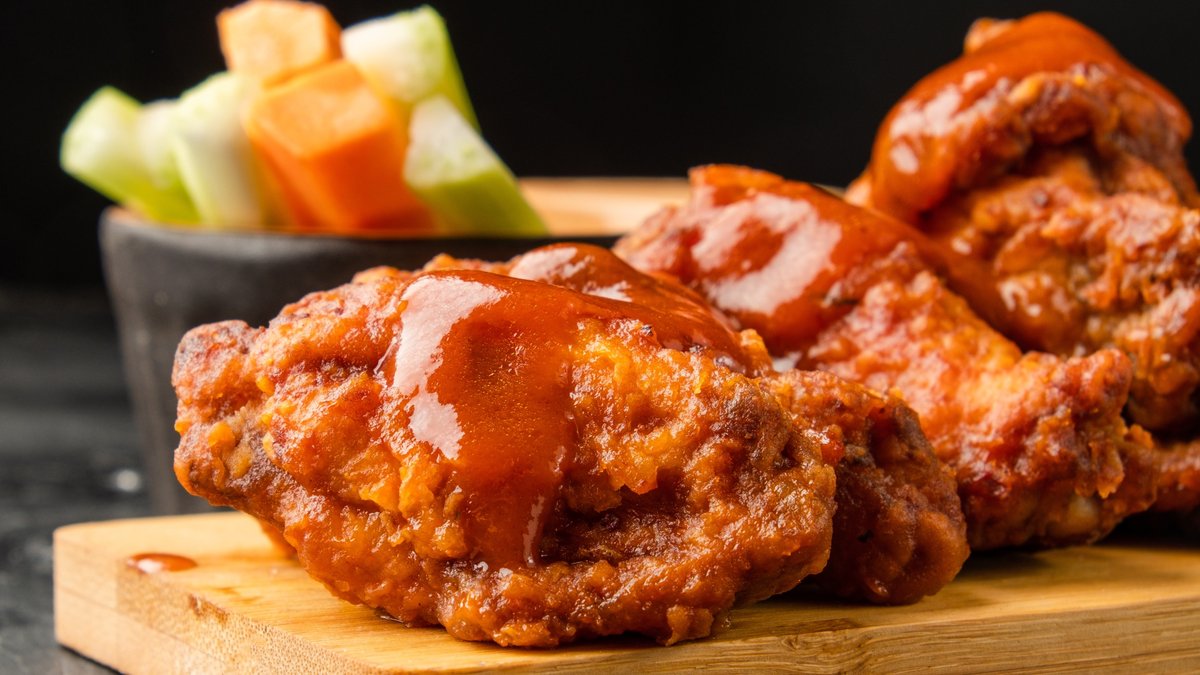 Image of East Buffalo Wings - Jokiniemi
