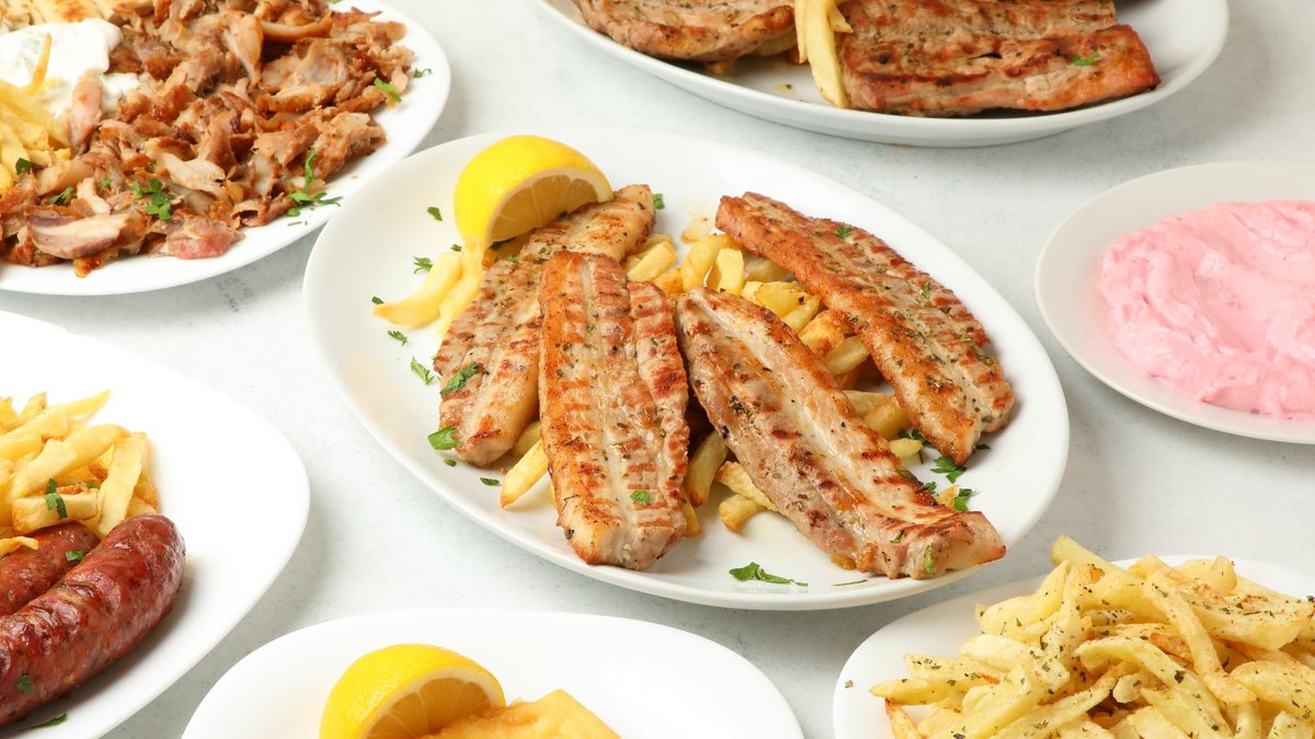 Image of O Gyros tis Plateias Stathmos Larissis