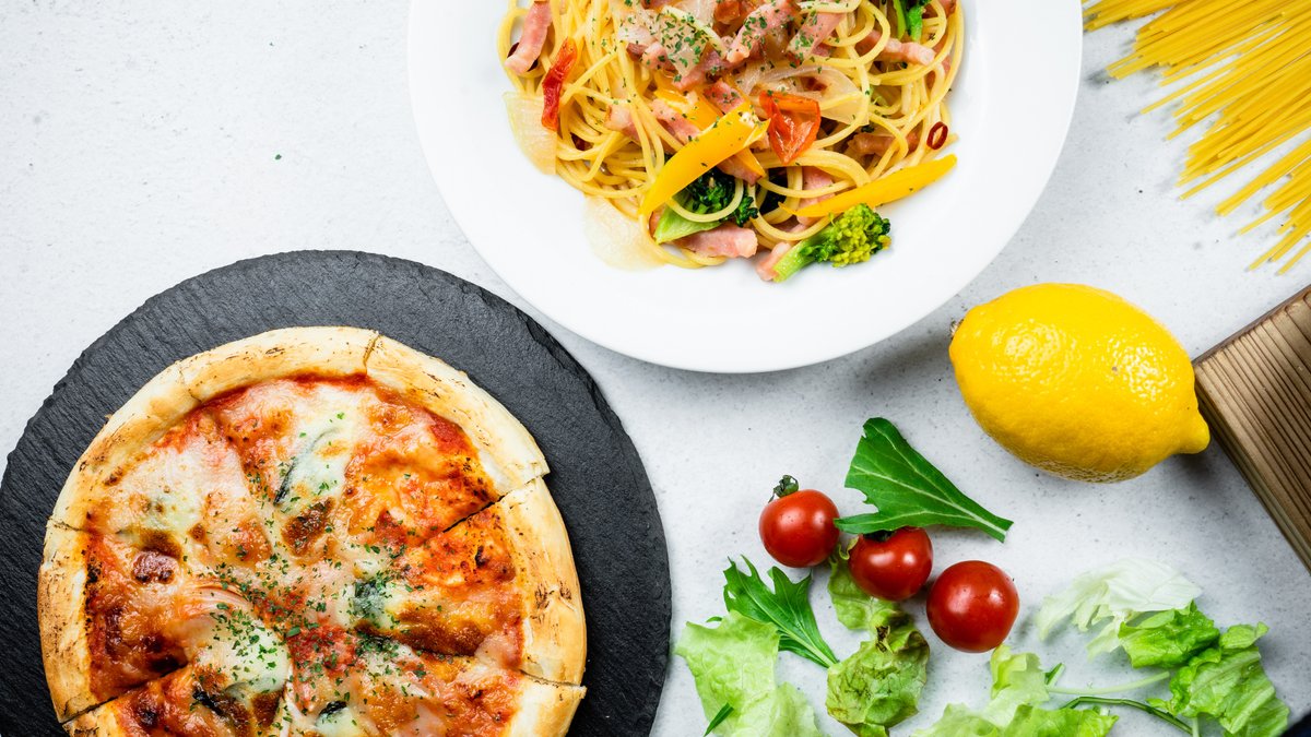 Image of R of GRANDE