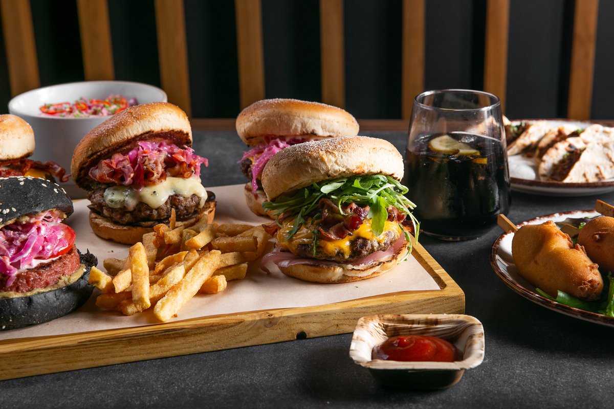 Image of Saint's Burger Bar 