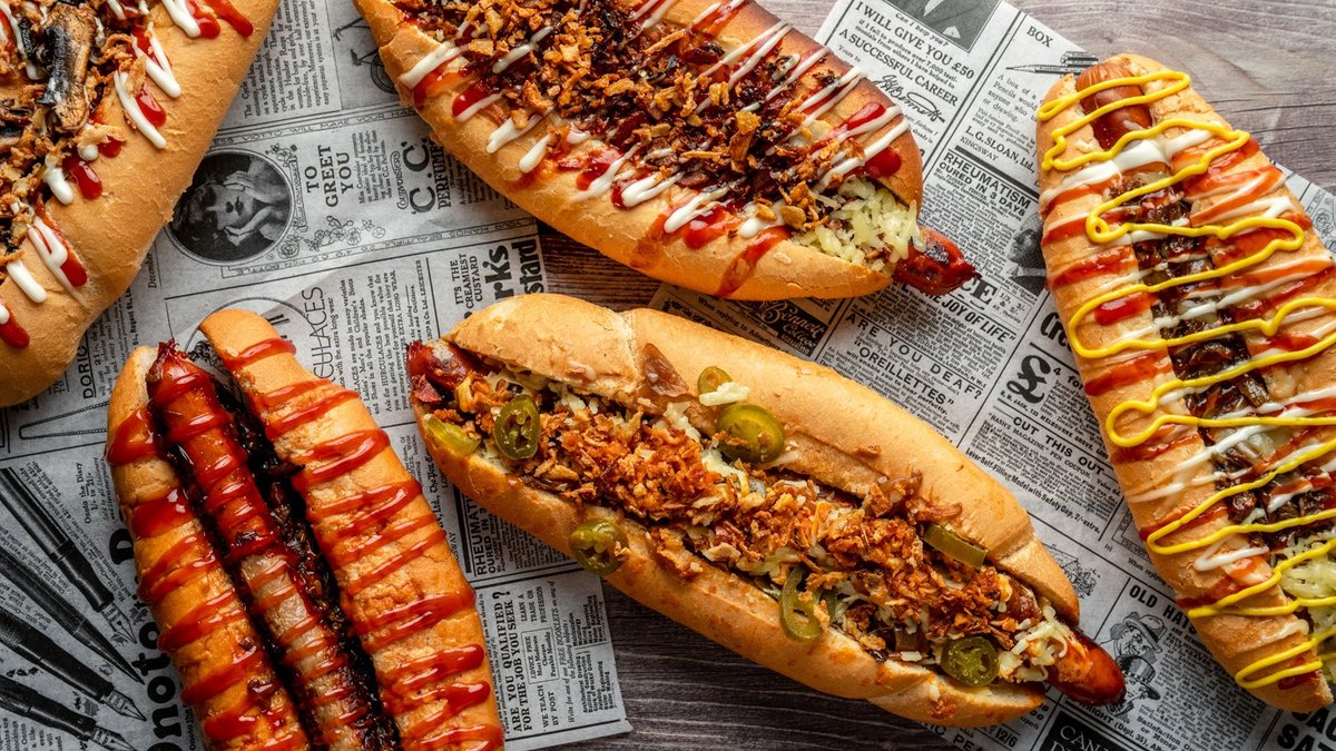 Image of The British Traditional Pizza N' Hot Dog