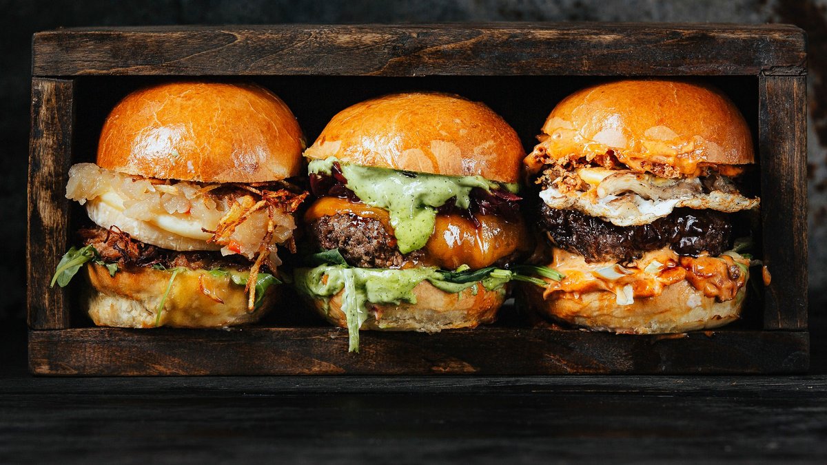 Image of ĪSTS Burgers