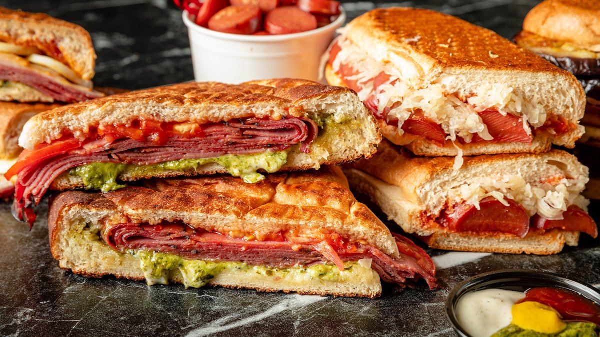 Image of CornBeef Toast Naknik | Holon