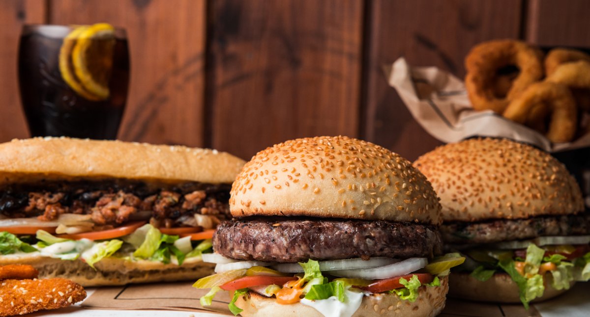 Image of Burger Saloon | Ramat HaSharon