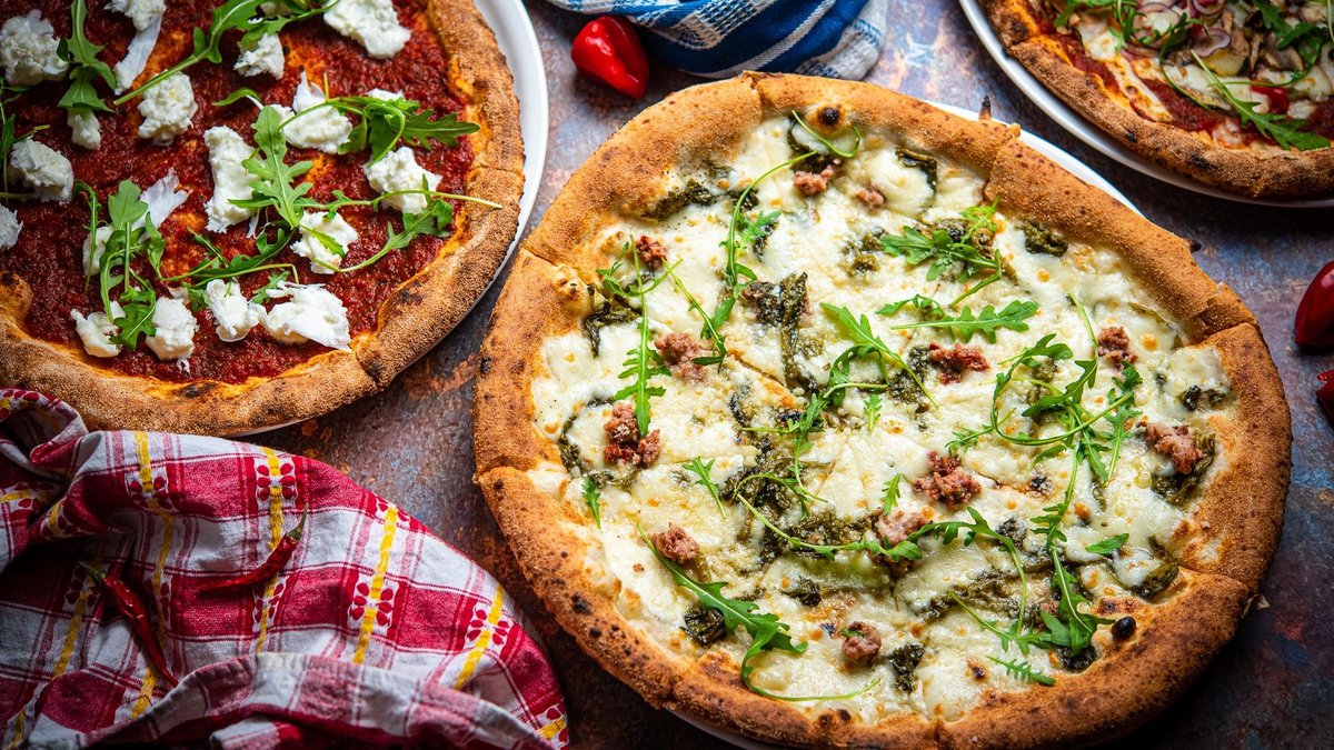 Image of Naked Pizza