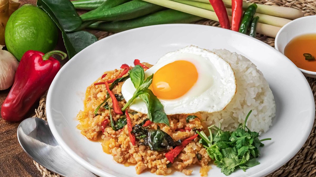 Image of Basil flavor Gapaorice~Aroi~Yokohamabashi