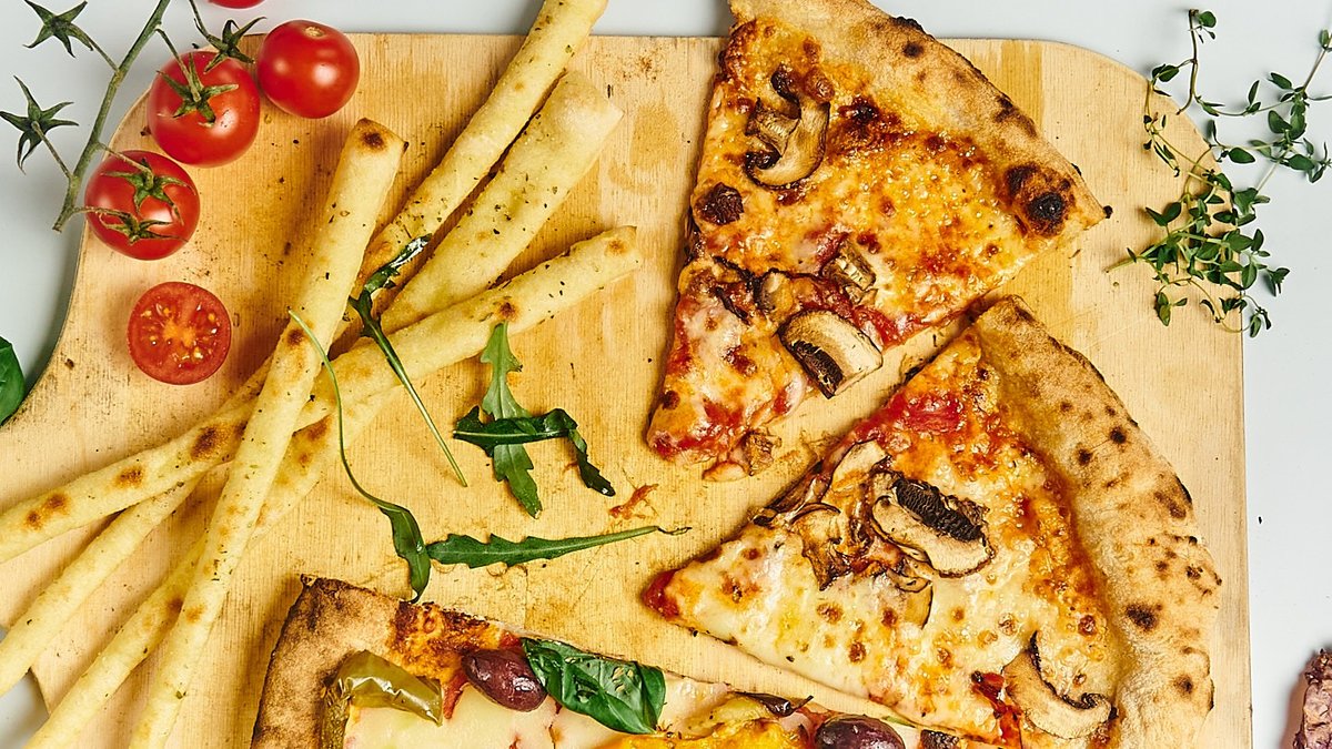 Image of a domani Pizza Vino & Feinkost